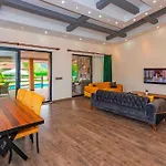 Duru-villa With Private Pool For 6 People In Kayakoey * فتحية